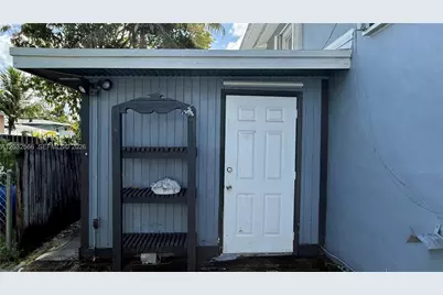 1245 NE 203rd St, Miami, FL 33179 - Photo 29