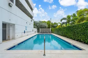 36 NW 6th Ave, Miami, FL 33128 - Photo 25