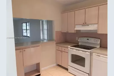 8680 Crater Ter, West Palm Beach, FL 33403 - Photo 5