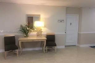 5005 Collins Ave, Miami Beach, FL 33140 - Photo 21