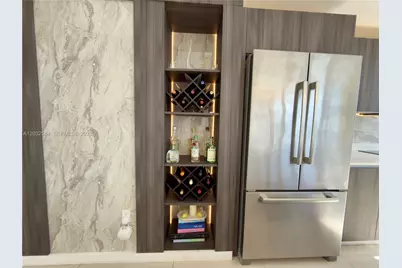 488 NE 18th St #800, Miami, FL 33132 - Photo 5
