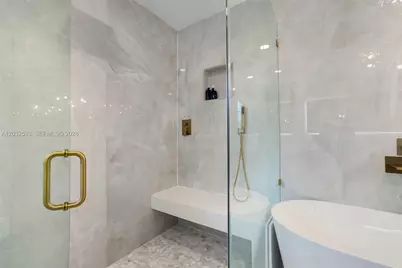 2101 N 56th Ave, Hollywood, FL 33021 - Photo 37