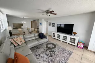 2625 Collins Ave, Miami Beach, FL 33140 - Photo 3