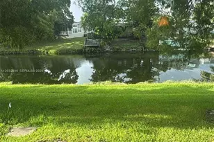 6631 Winfield Blvd, Margate, FL 33063 - Photo 7