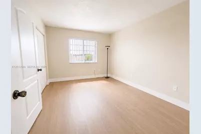[Address not provided], Hialeah, FL 33015 - Photo 23