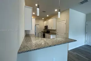 4920 Eucalyptus Dr, Hollywood, FL 33021 - Photo 5