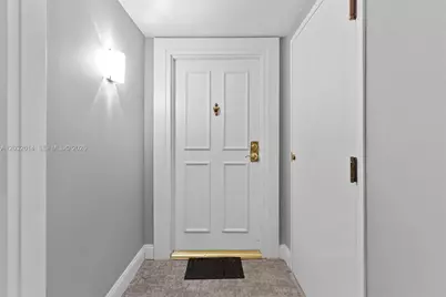 800 Claughton Island Drive #505, Miami, FL 33131 - Photo 5