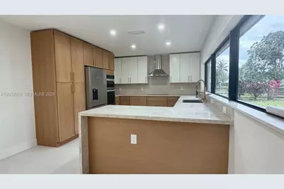 8668 SW 50th St, Cooper City, FL 33328 - Photo 11