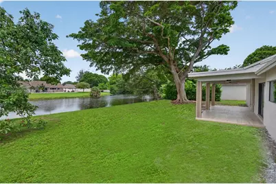 8668 SW 50th St, Cooper City, FL 33328 - Photo 3