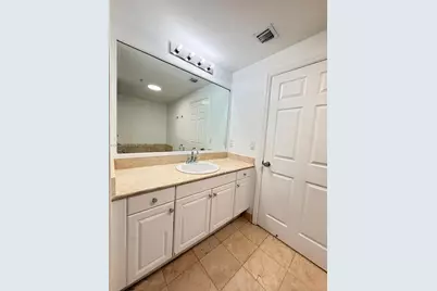 357 Almeria Ave #802, Coral Gables, FL 33134 - Photo 17