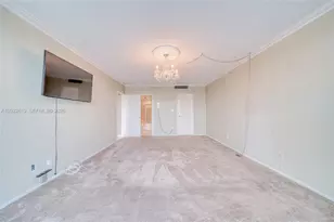 5401 Collins Ave, Miami Beach, FL 33140 - Photo 21