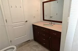 470 SW 25th Rd, Miami, FL 33129 - Photo 21