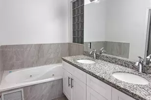 7905 SW 120th Ave, Miami, FL 33183 - Photo 11