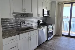 18151 NE 31st Ct, Aventura, FL 33160 - Photo 9