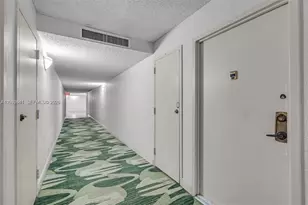 1000 Parkview Dr, Hallandale Beach, FL 33009 - Photo 17
