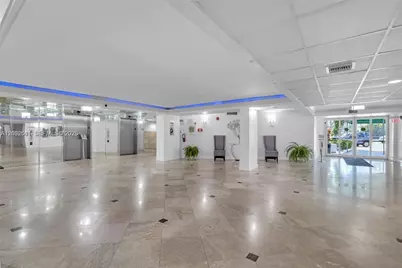 1000 Parkview Dr #715, Hallandale Beach, FL 33009 - Photo 19