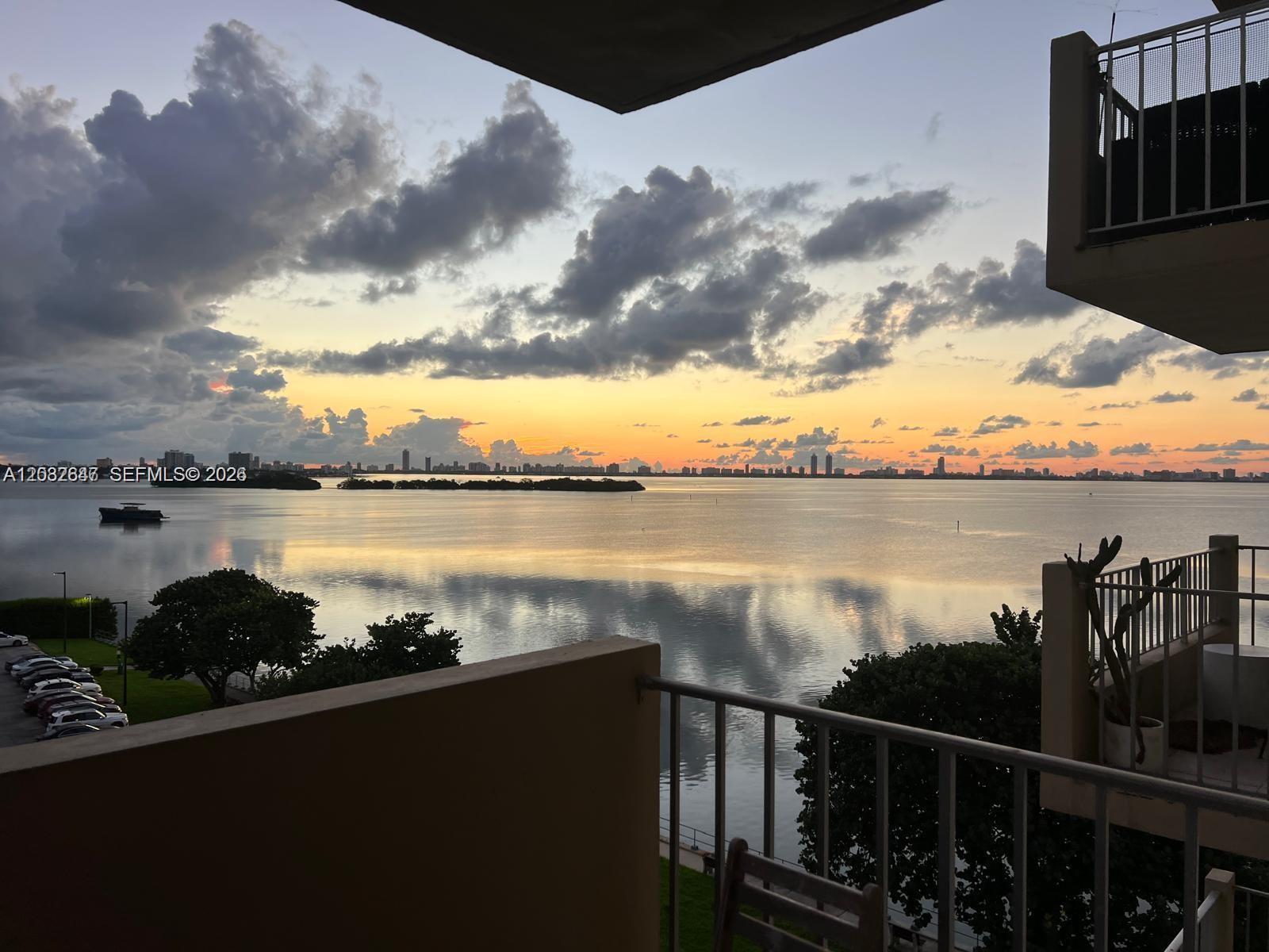 880 NE 69th St #6R - 880 NE 69th St #6R, Miami, FL 33138 Luxury Property | Jose Angel Pina