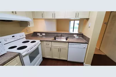 9823 Nob Hill Ct #9823, Sunrise, FL 33351 - Photo 5