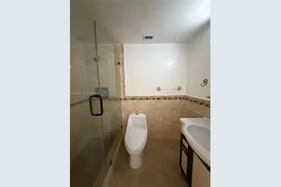 7441 Wayne Ave #2O, Miami Beach, FL 33141 - Photo 7
