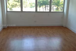 7441 Wayne Ave, Miami Beach, FL 33141 - Photo 3