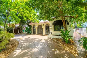 520 SW 22nd Rd, Miami, FL 33129 - Photo 21