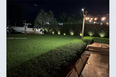 13305 Biscayne Island Ter, North Miami, FL 33181 - Photo 39