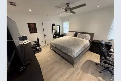 13305 Biscayne Island Ter, North Miami, FL 33181 - Photo 23