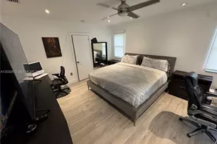 13305 Biscayne Island Terrace, North Miami, FL 33181 - Photo 23