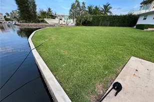 13305 Biscayne Island Terrace, North Miami, FL 33181 - Photo 39