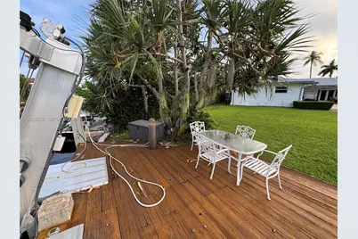 13305 Biscayne Island Ter, North Miami, FL 33181 - Photo 43