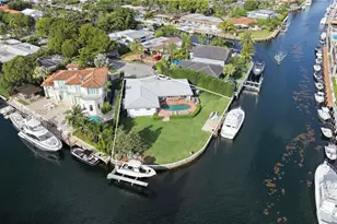 13305 Biscayne Island Terrace, North Miami, FL 33181 - Photo 3
