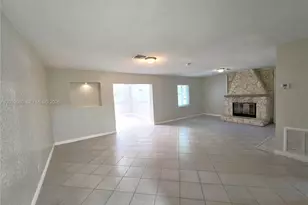 5225 NE 4th Ave, Oakland Park, FL 33334 - Photo 9