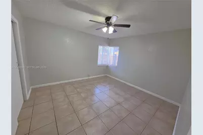 5225 NE 4th Ave #0, Oakland Park, FL 33334 - Photo 15