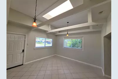 5225 NE 4th Ave #0, Oakland Park, FL 33334 - Photo 5