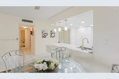 424 SE 10th St #204, Dania Beach, FL 33004 - Photo 25