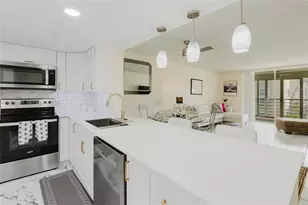 424 SE 10th St, Dania Beach, FL 33004 - Photo 15
