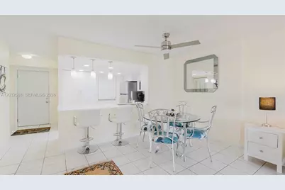 424 SE 10th St #204, Dania Beach, FL 33004 - Photo 11