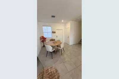 2424 SE 29th St, Homestead, FL 33035 - Photo 3