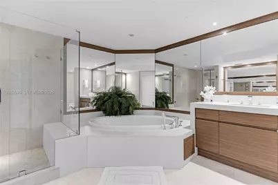 430 S Grand Bay Dr #505, Key Biscayne, FL 33149 - Photo 9