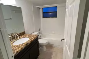 1721 Balfour Point Dr, West Palm Beach, FL 33411 - Photo 9
