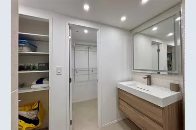 2829 Indian Creek Dr #604, Miami Beach, FL 33140 - Photo 15