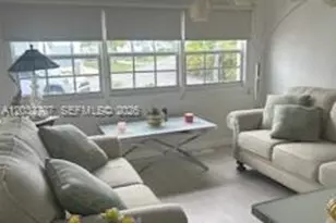 8721 SW 22nd Ct, Davie, FL 33324 - Photo 7