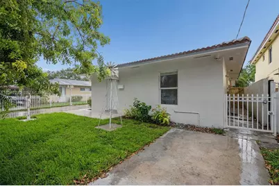 2775 SW 12th St #2775, Miami, FL 33135 - Photo 15