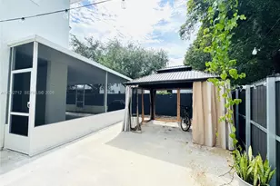 363 NE 35th Ter, Homestead, FL 33033 - Photo 35