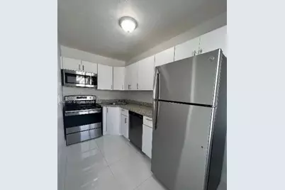 [Address not provided], Miami Beach, FL 33141 - Photo 3
