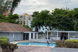 1470 NE 123rd St, North Miami, FL 33161 - Photo 21