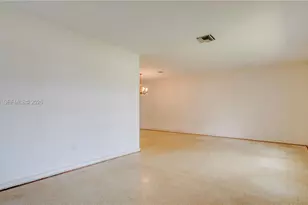 1730 SW 97th Pl, Miami, FL 33165 - Photo 13