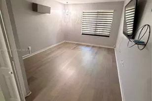 20451 NE 10th Pl, Miami, FL 33179 - Photo 31