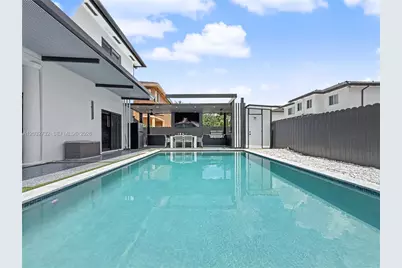 15490 SW 18th Ln, Miami, FL 33185 - Photo 9