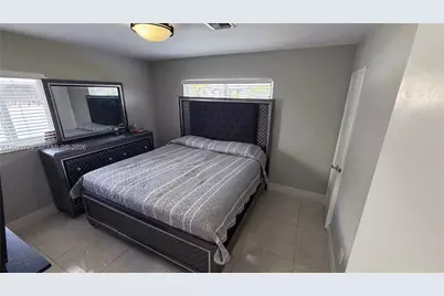 10455 SW 42nd Ter, Miami, FL 33165 - Photo 13